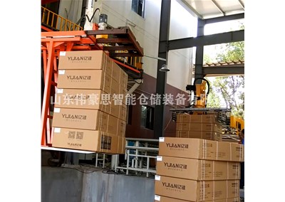 箱裝果汁全自動裝車機(jī)有哪些功能？