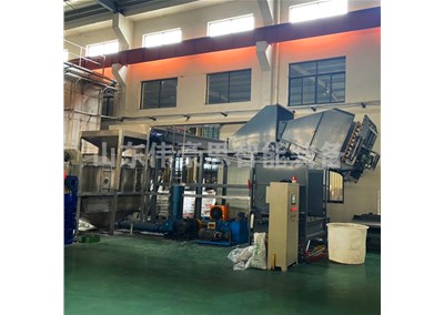 氯化銨翻垛式拆包設(shè)備工作特點
