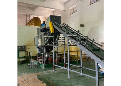 收塵灰自動拆包機(jī)的八大設(shè)備優(yōu)勢