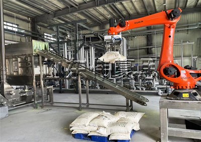 堿灰拆垛機(jī)器人在生產(chǎn)企業(yè)中發(fā)揮了那些作用？