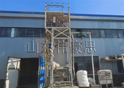 氯化鈉自動噸袋破包機可以配套哪些設(shè)備？